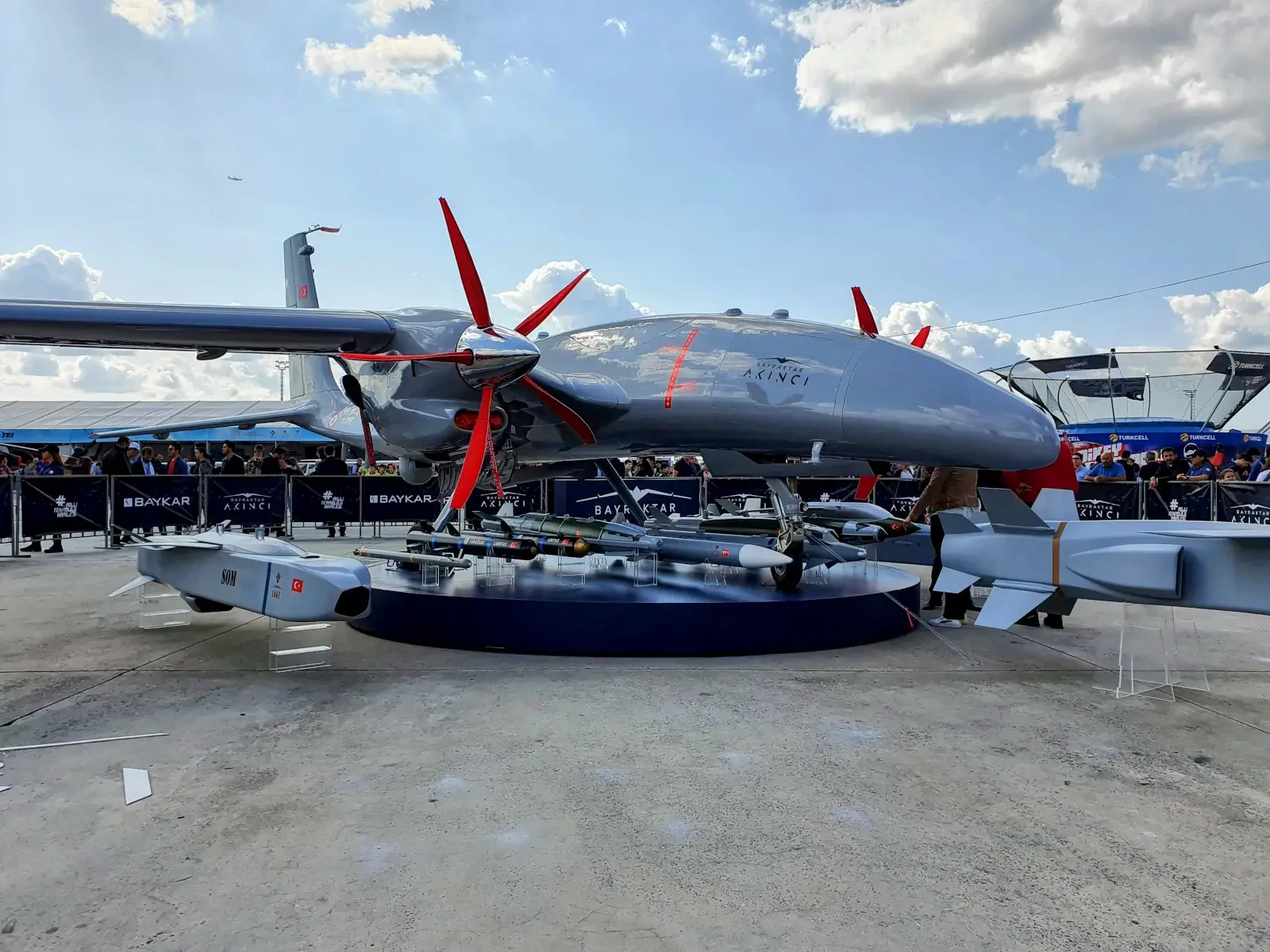 Baykar Akıncı SİHA