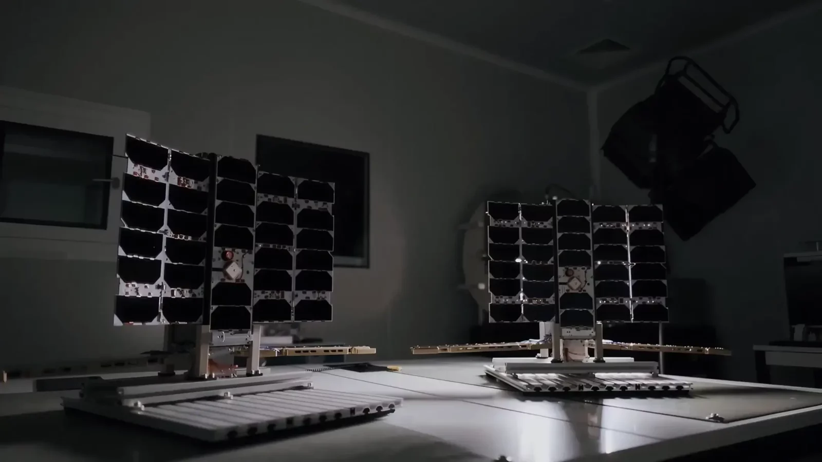 Plan-S, Connecta, iot, satellite