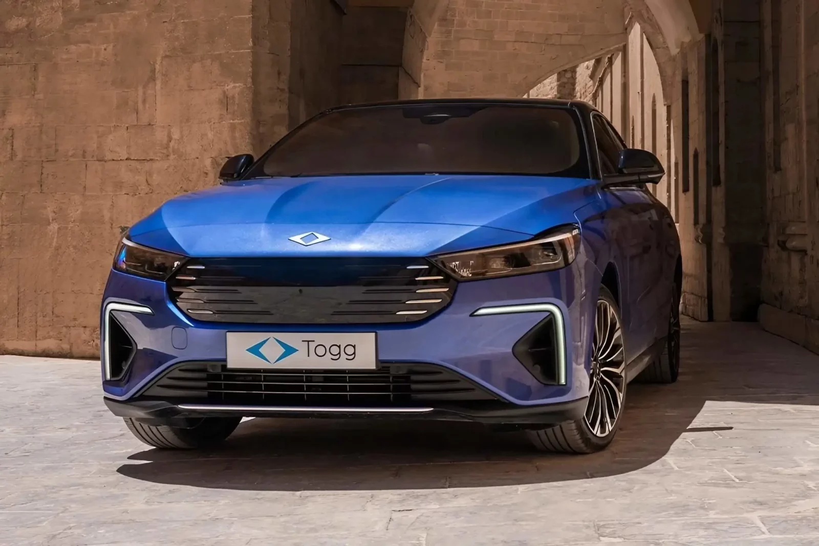 Togg T10F Mardin Badem Şekeri Mavisi