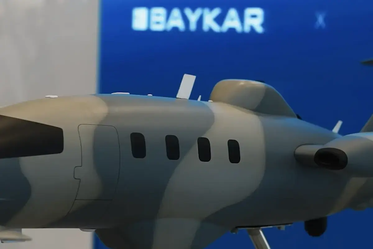 Baykar Teknoloji, Piaggio Aerospace