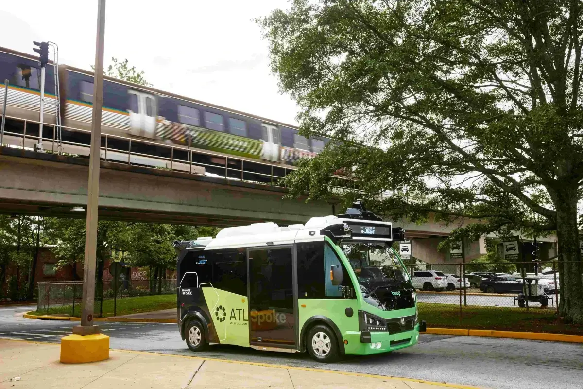 KARSAN Otonom Elektrikli Minibüs e-Jest Dünya Kupası İçin ABD Atlanta'da Taraftarları Taşıyacak