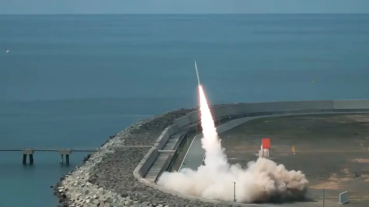 TAYFUN Füzesi Blok-3 Test Atışı / Roketsan