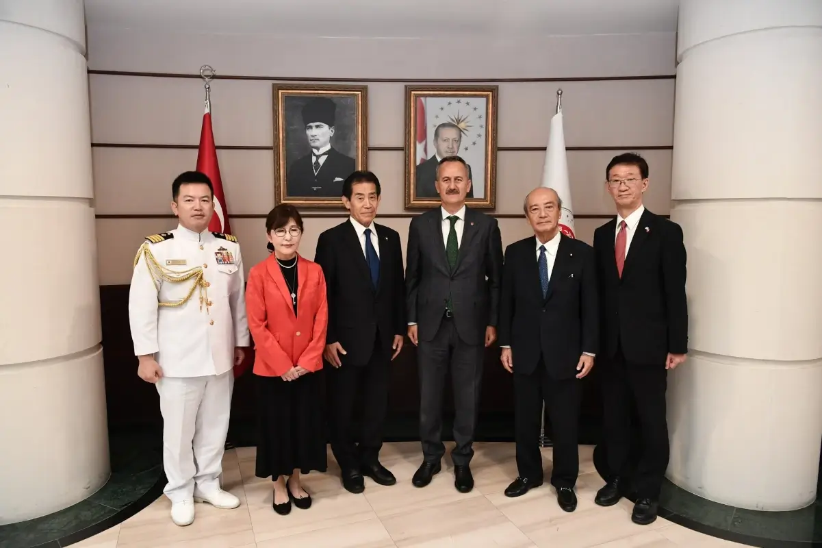 Türkiye ve Japonya Savunma Sanayisi Alanında İş Birliklerini Görüştü / SSB