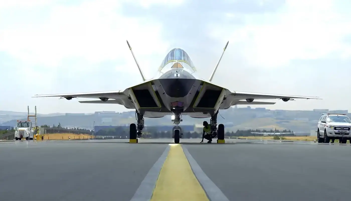 KAAN P1 Taxi Test 2026 / TAI
