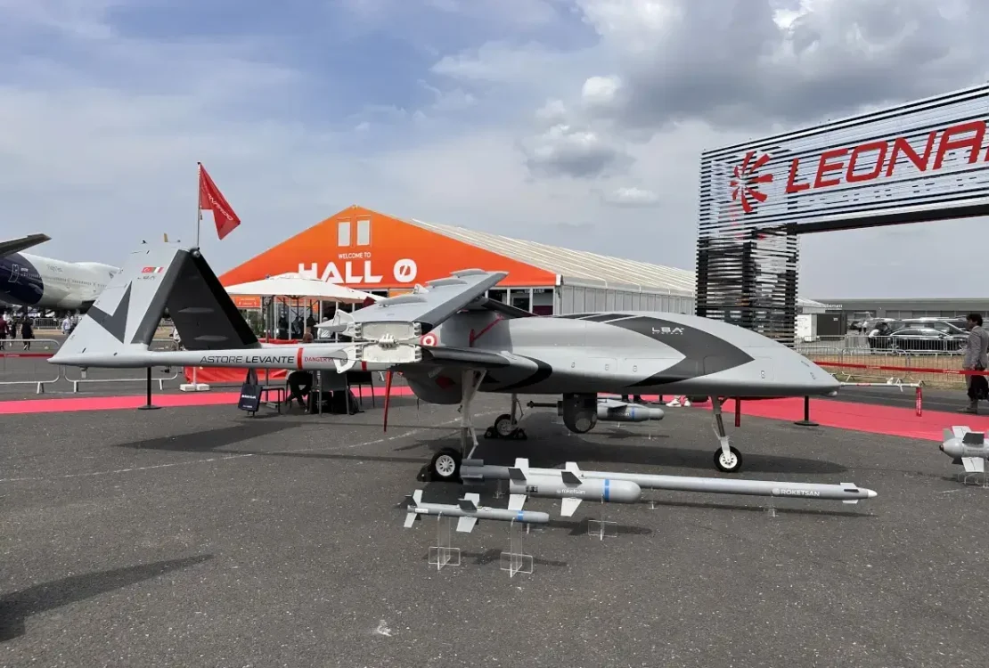 LBA Astore Levante - Farnborough 26 / Erkan Alkanat