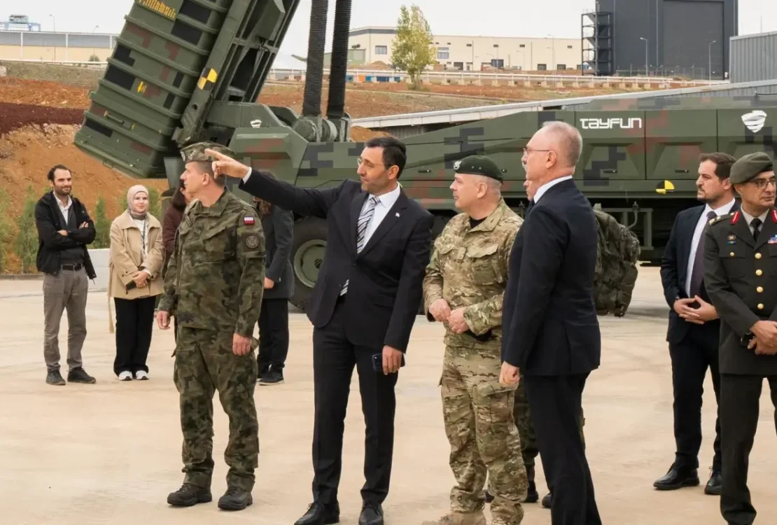 Polonya Genelkurmay Başkanı ROKETSAN'ı Ziyaret Etti / Polonya Silahlı Kuvvetleri Genelkurmay Başkanlığı